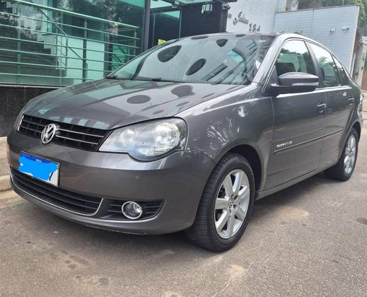 VOLKSWAGEN POLO SEDAN 1.6 MI COMFORTLINE 8V FLEX 4P MANUAL VOLKSWAGEN POLO SEDAN 1.6 MI COMFORTLINE 8V FLEX 4P MANUAL